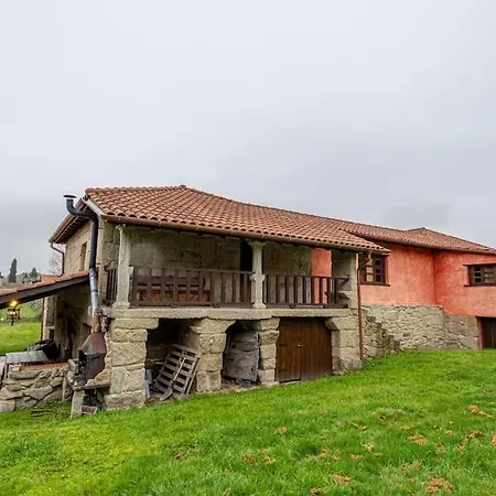 Casa De Campo Con Piscina, Entera O Por Chalet Amoeiro