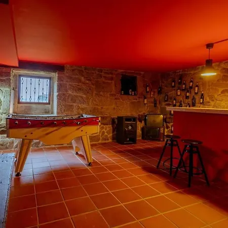 Casa De Campo Con Piscina, Entera O Por *