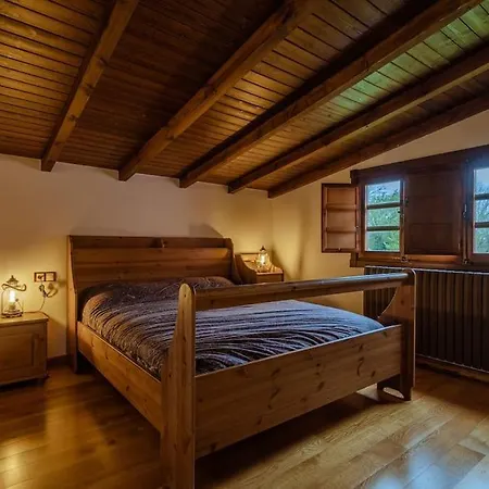 Casa De Campo Con Piscina, Entera O Por Chalet Amoeiro