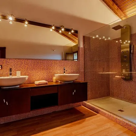 Alpehytte Casa De Campo Con Piscina, Entera O Por