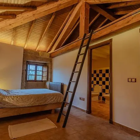 Casa De Campo Con Piscina, Entera O Por Alpehytte