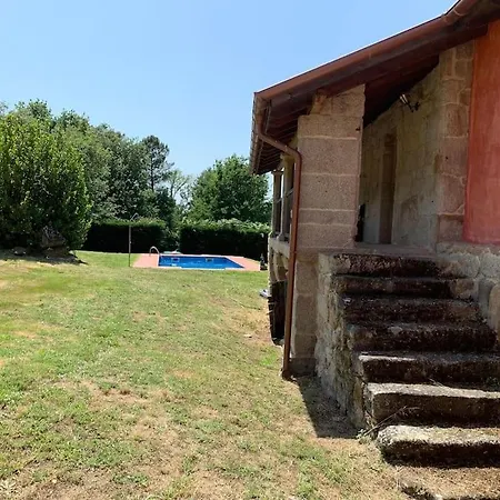 Casa De Campo Con Piscina, Entera O Por Amoeiro