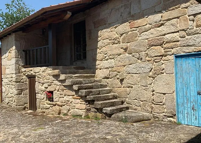 Chalet Casa De Campo Con Piscina, Entera O Por Amoeiro
