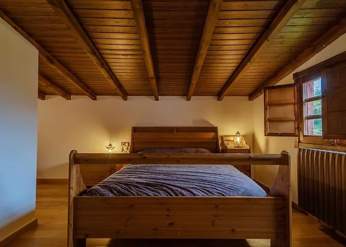 Casa De Campo Con Piscina, Entera O Por Amoeiro
