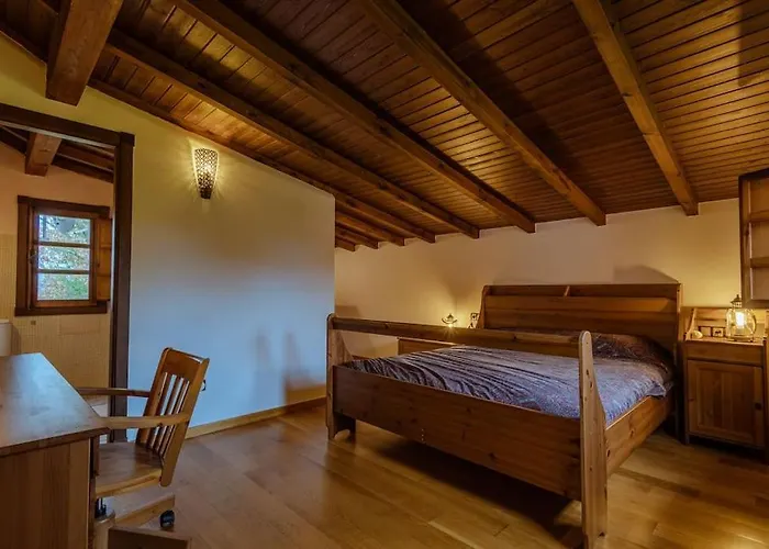 Casa De Campo Con Piscina, Entera O Por Chalet Amoeiro